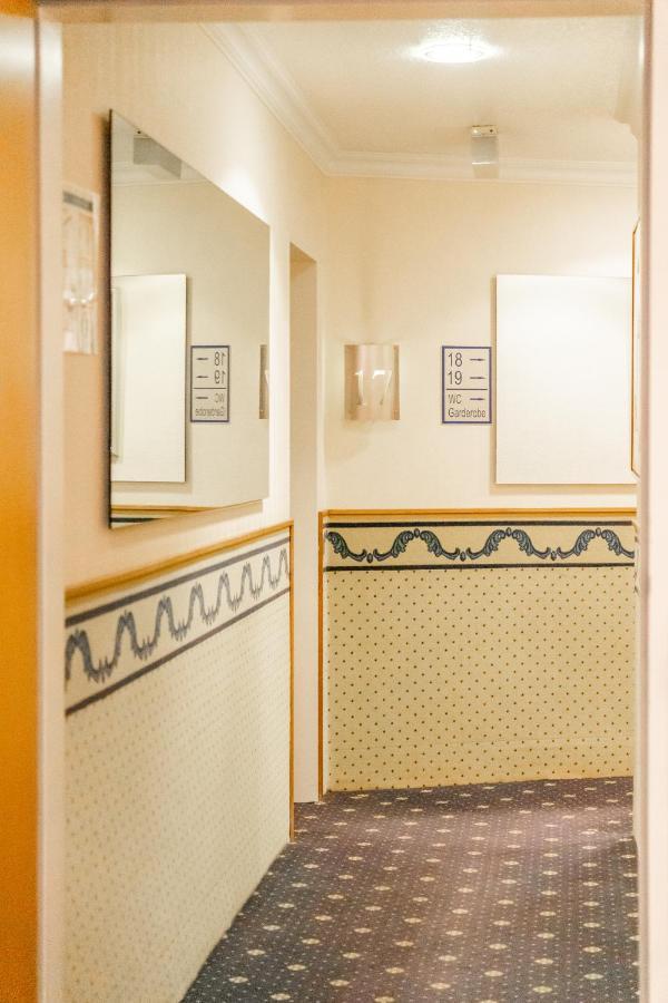 Ambient Hotel Zum Schwan Gelsenkirchen Eksteriør billede